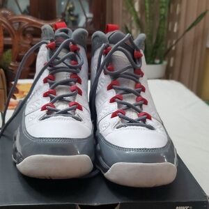 Nike White and Gray Sneakers